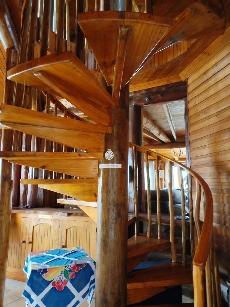 3 Bedroom Property for Sale in Boggomsbaai Western Cape